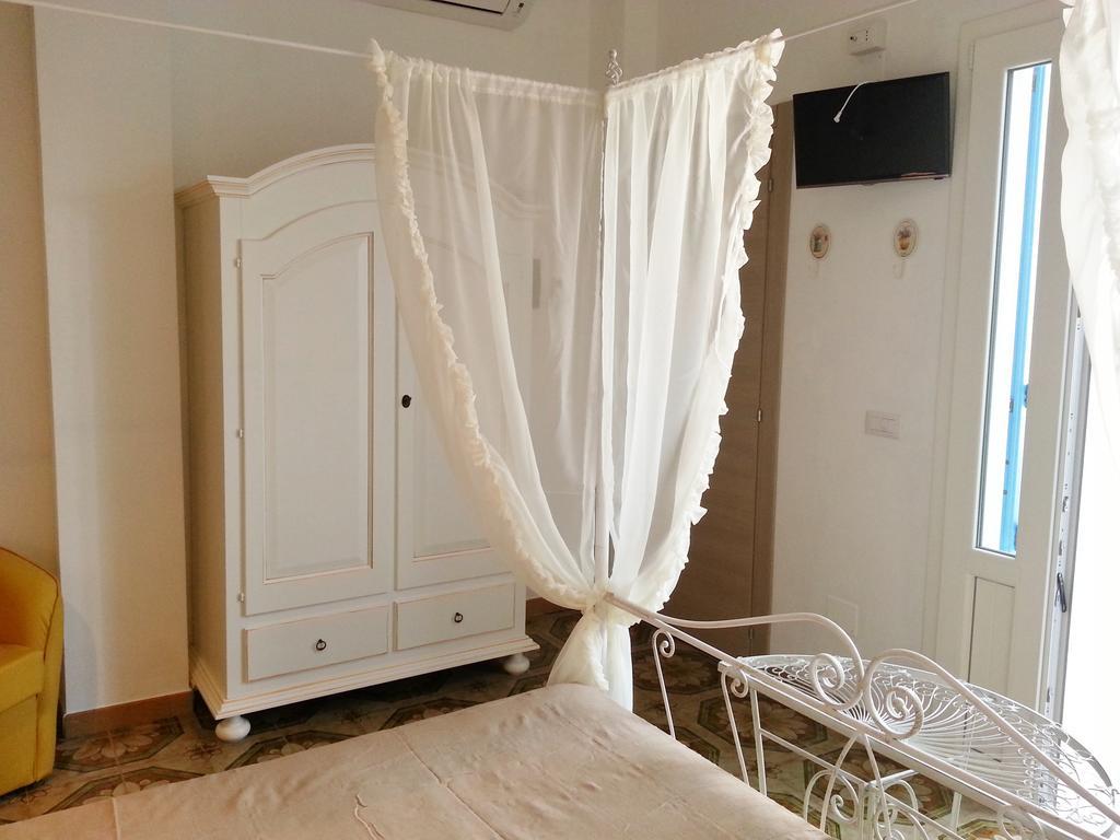 B&B Brezza Marina Torre Pali Δωμάτιο φωτογραφία